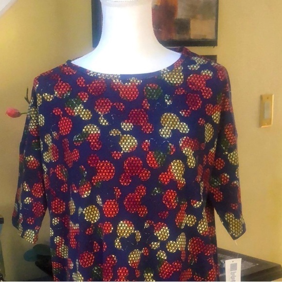 LuLaRoe Simply Comfortable Disney Mickey Mouse Head Irma Top Size X- Small NWT - Picture 2 of 13